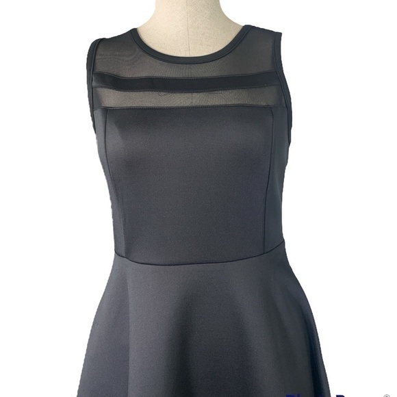 Lulu’s Black Stretch Fit & Flare Midi Dress Mesh Panels - Black, Sz Medium - Picture 4 of 7